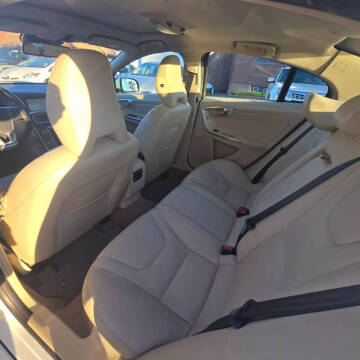 2015 Volvo S60 T5 Premier