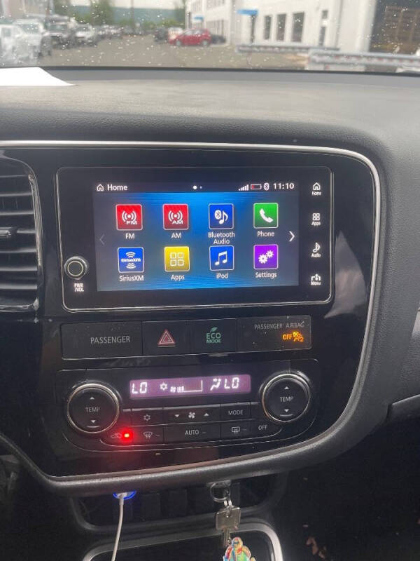 2017 Mitsubishi Outlander SE