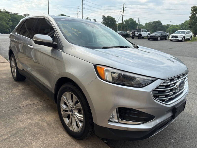 2022 Ford Edge Titanium