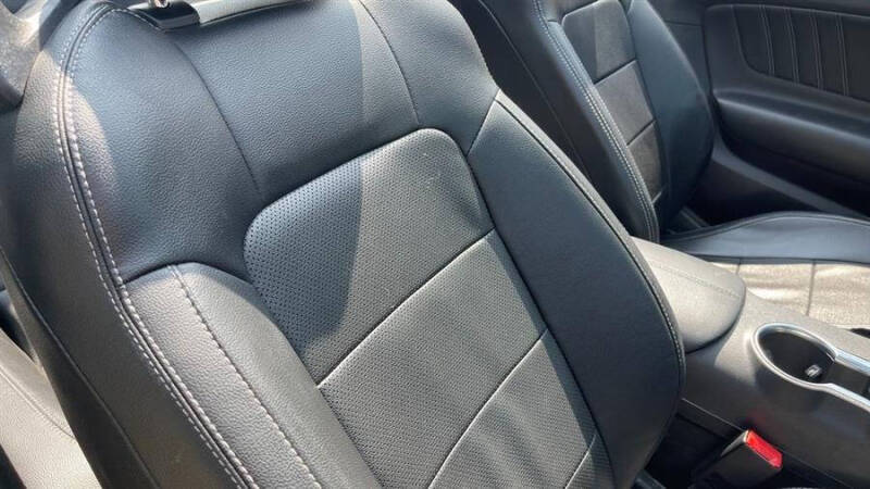 2023 Ford Mustang EcoBoost Premium