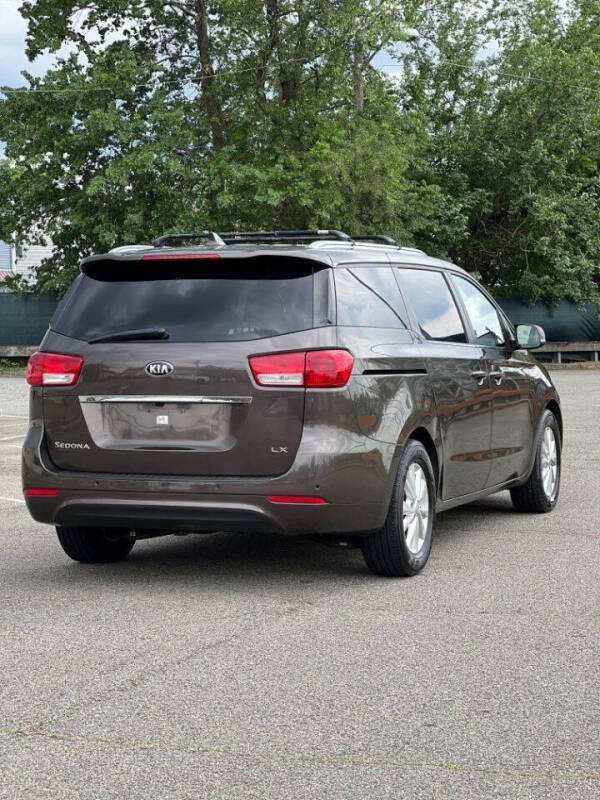 2016 Kia Sedona LX