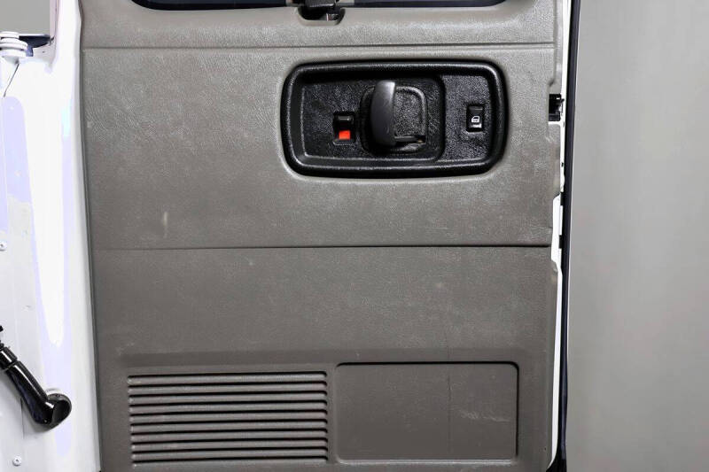 2017 Chevrolet Express LS 2500