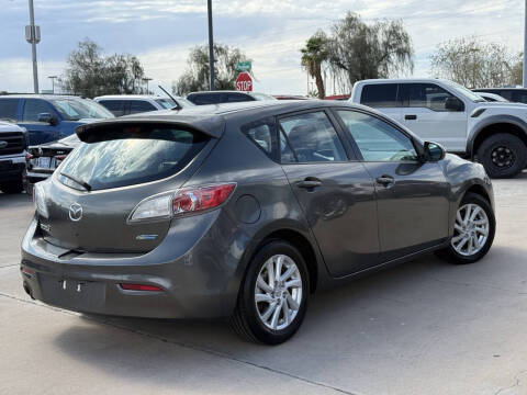 2012 Mazda MAZDA3 i Grand Touring