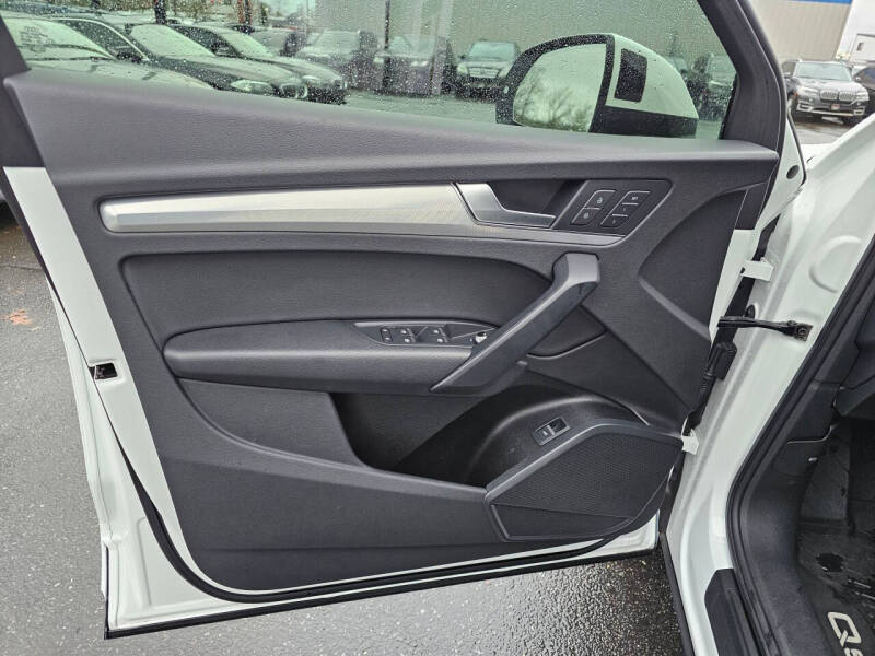 2020 Audi Q5 quattro Premium 45 TFSI