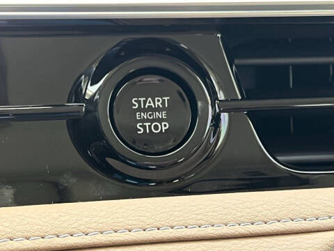 2027 Infiniti QX80 Luxe