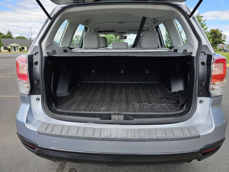 2017 Subaru Forester 2.5i