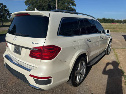 2015 Mercedes-Benz GL-Class GL 550 4MATIC