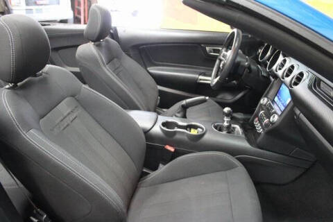 2021 Ford Mustang EcoBoost