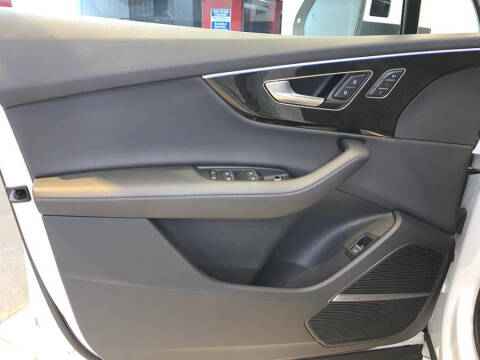 2023 Audi Q7 quattro Prestige 55 TFSI