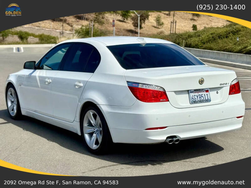 2009 BMW 5 Series 528i