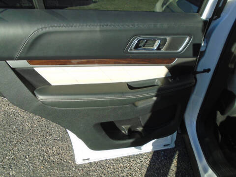 2017 Ford Explorer Platinum