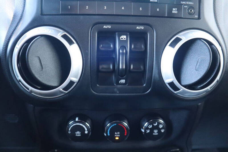 2014 Jeep Wrangler Unlimited Rubicon