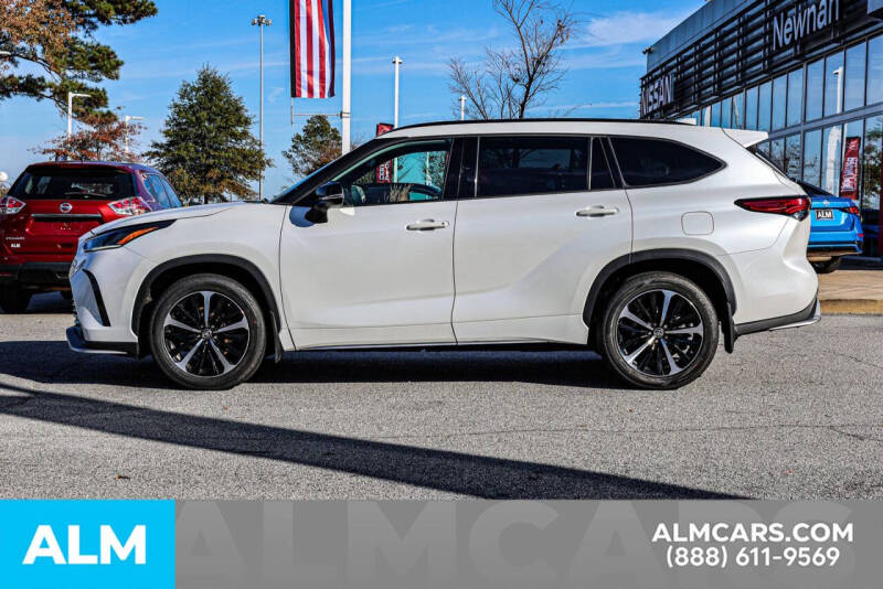 2022 Toyota Highlander XSE