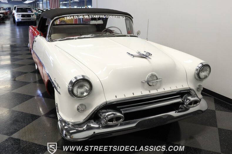 1954 Oldsmobile Starfire