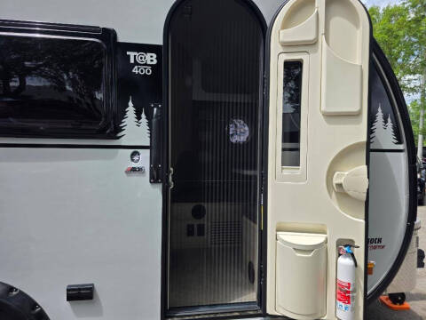 2025 nuCamp RV TAB 400