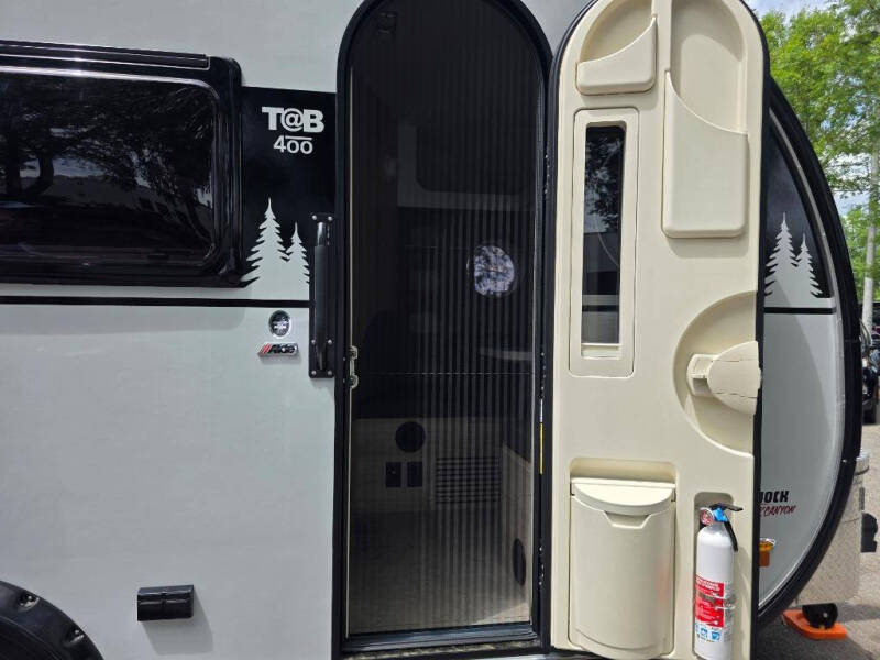 2025 nuCamp RV TAB 400