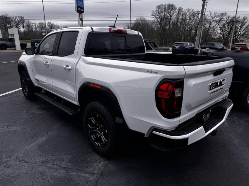 2024 GMC Canyon Elevation