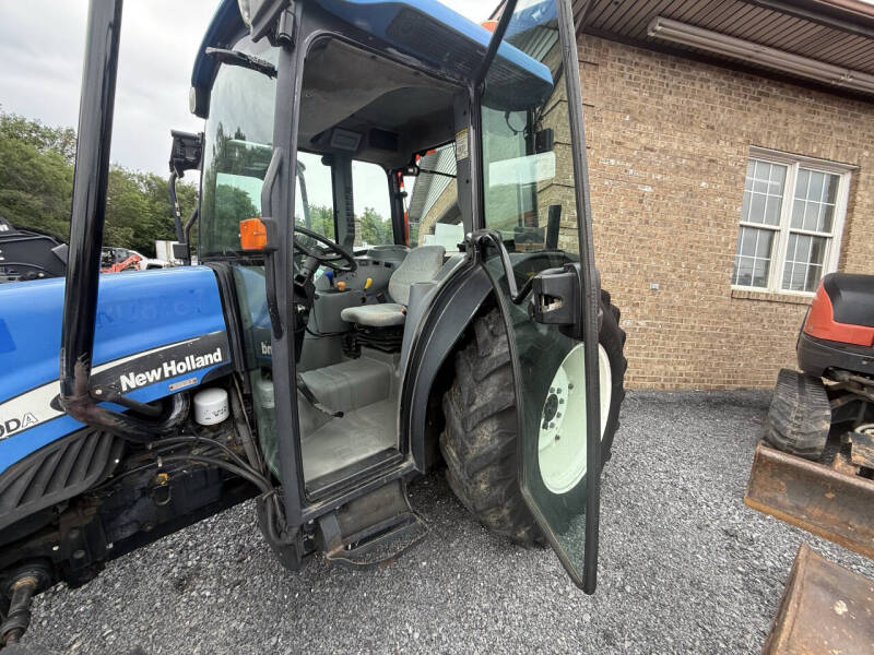 2004 New Holland TN60A
