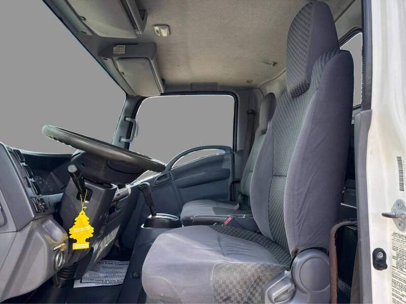 2015 Isuzu NPR