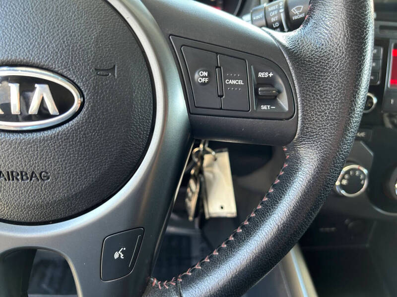2010 Kia Forte Koup SX