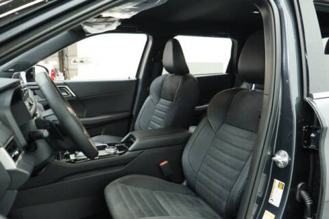 2026 Mitsubishi Outlander LE