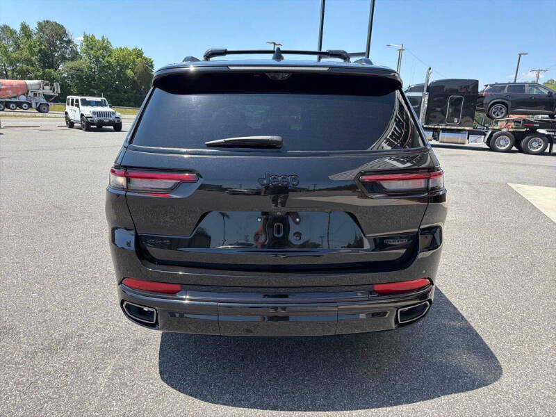 2023 Jeep Grand Cherokee L Summit