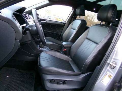 2024 Volkswagen Tiguan SE R-Line Black