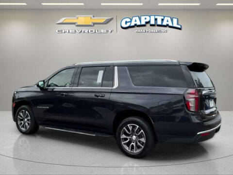 2023 Chevrolet Suburban LT