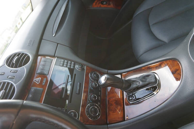 2005 Mercedes-Benz CLK CLK 320