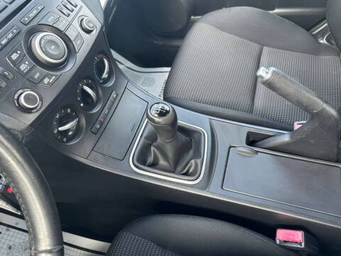 2012 Mazda MAZDA3 i Touring