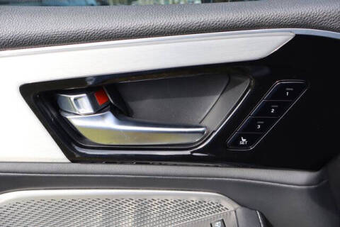 2023 Acura MDX w/Tech