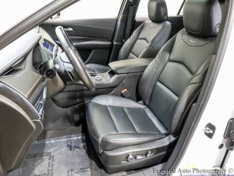 2023 Cadillac XT4 Sport