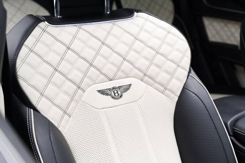 2021 Bentley Bentayga V8