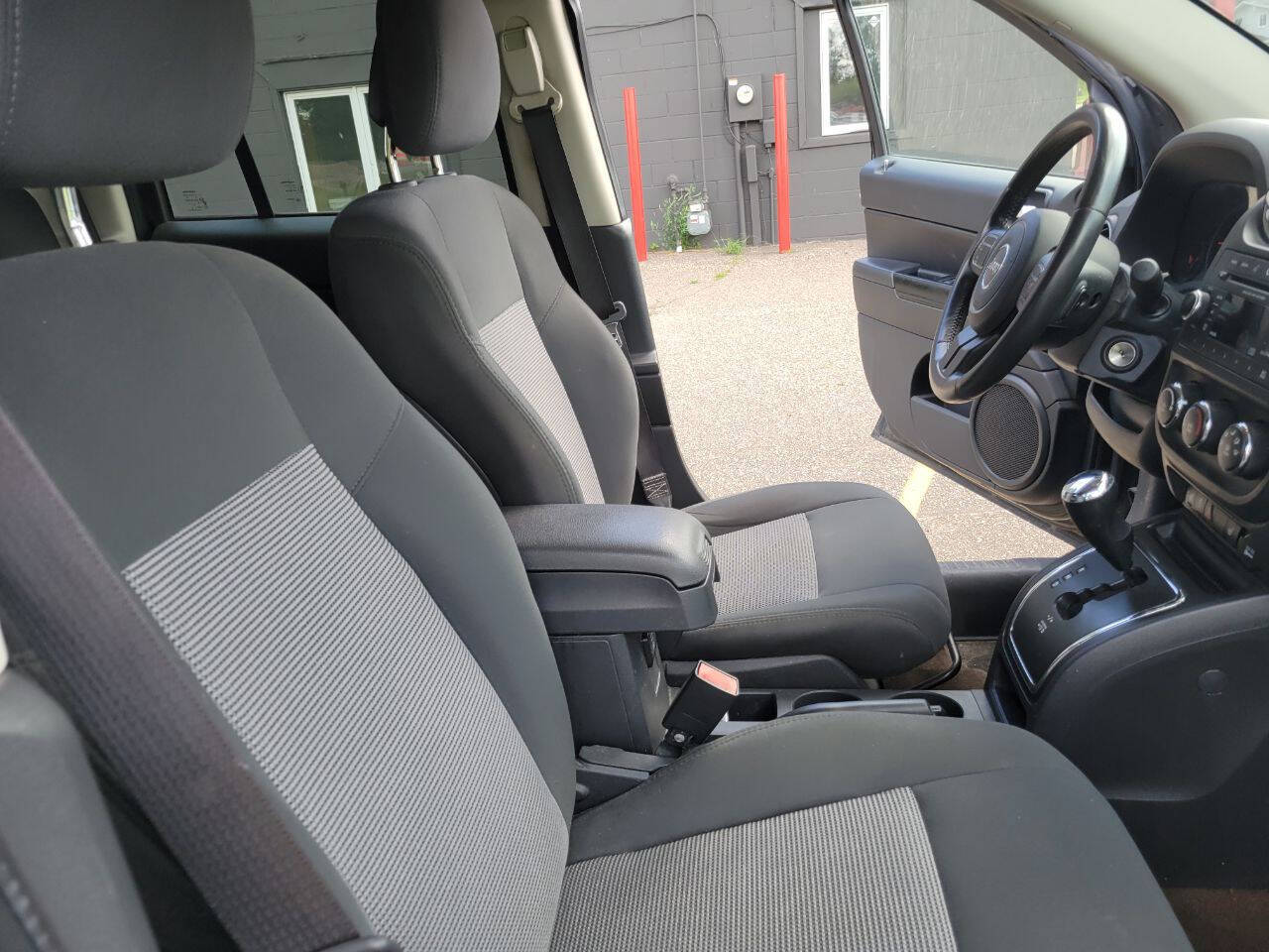 Black 2013 Jeep Compass Latitude 4x4 Latitude 4dr SUV 18