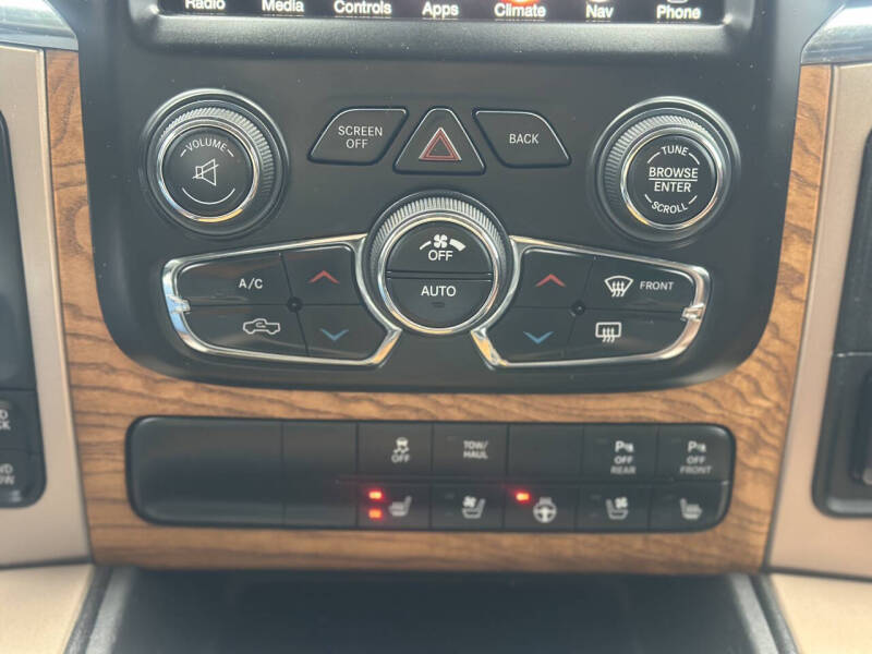 2015 RAM 1500 Laramie Limited