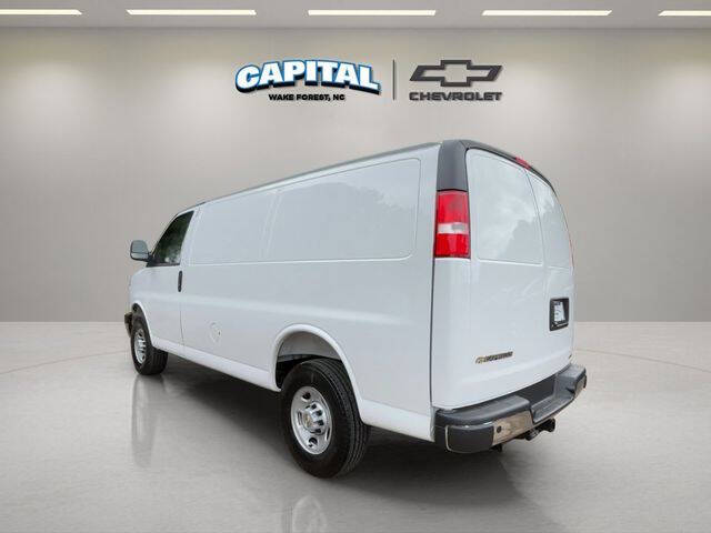 2025 Chevrolet Express 2500