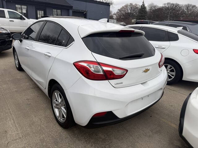 2017 Chevrolet Cruze LT Auto