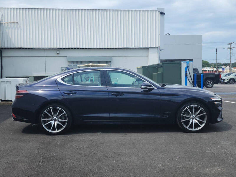 2023 Genesis G70