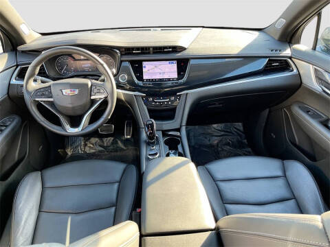 2025 Cadillac XT6 Sport