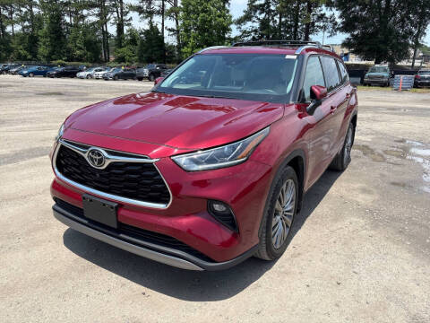 2022 Toyota Highlander Platinum