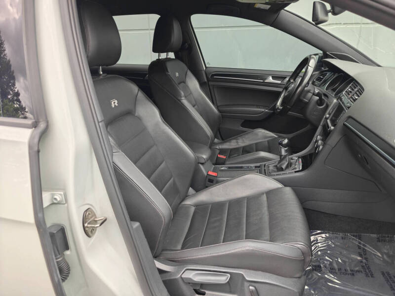 2016 Volkswagen Golf R