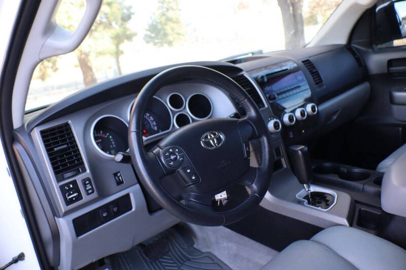 2010 Toyota Sequoia SR5