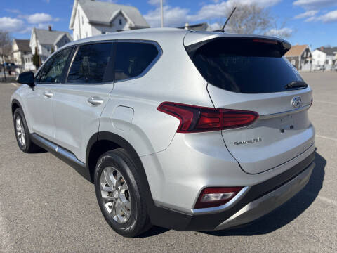 2019 Hyundai Santa Fe SE 2.4L