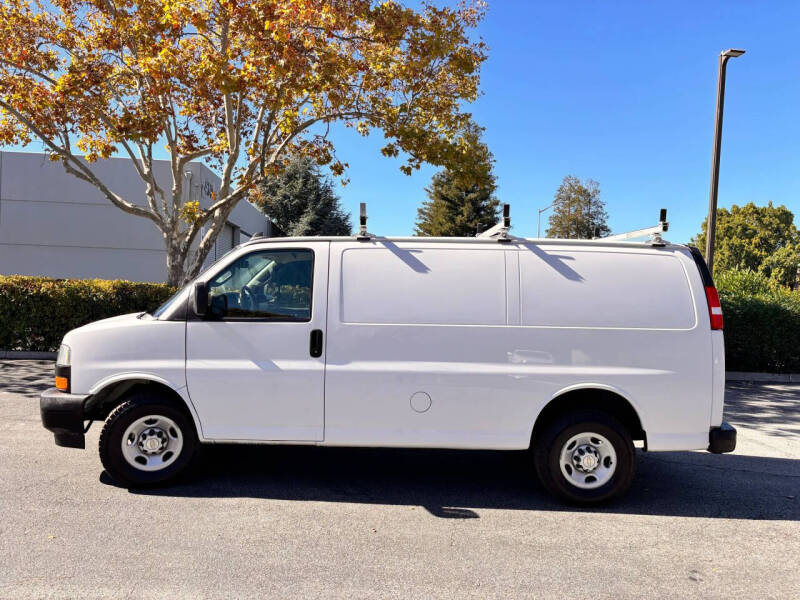 2023 Chevrolet Express 2500