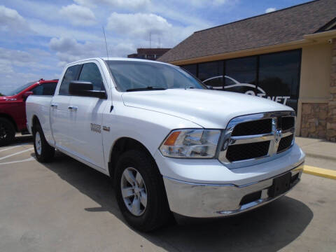 2016 RAM 1500 SLT