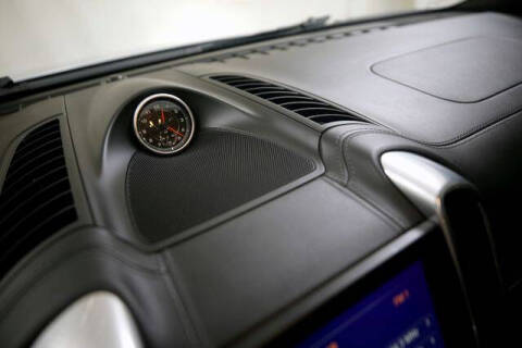 2014 Porsche Cayenne GTS