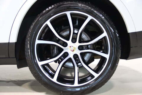2023 Porsche Cayenne
