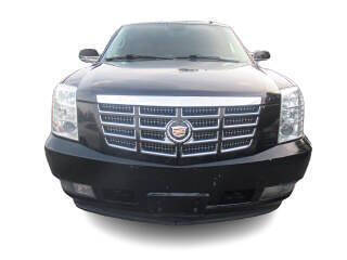 2013 Cadillac Escalade ESV Base's photo