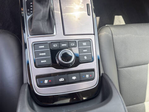 2014 Hyundai Equus Signature