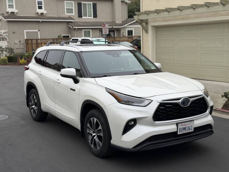 2021 Toyota Highlander Hybrid XLE